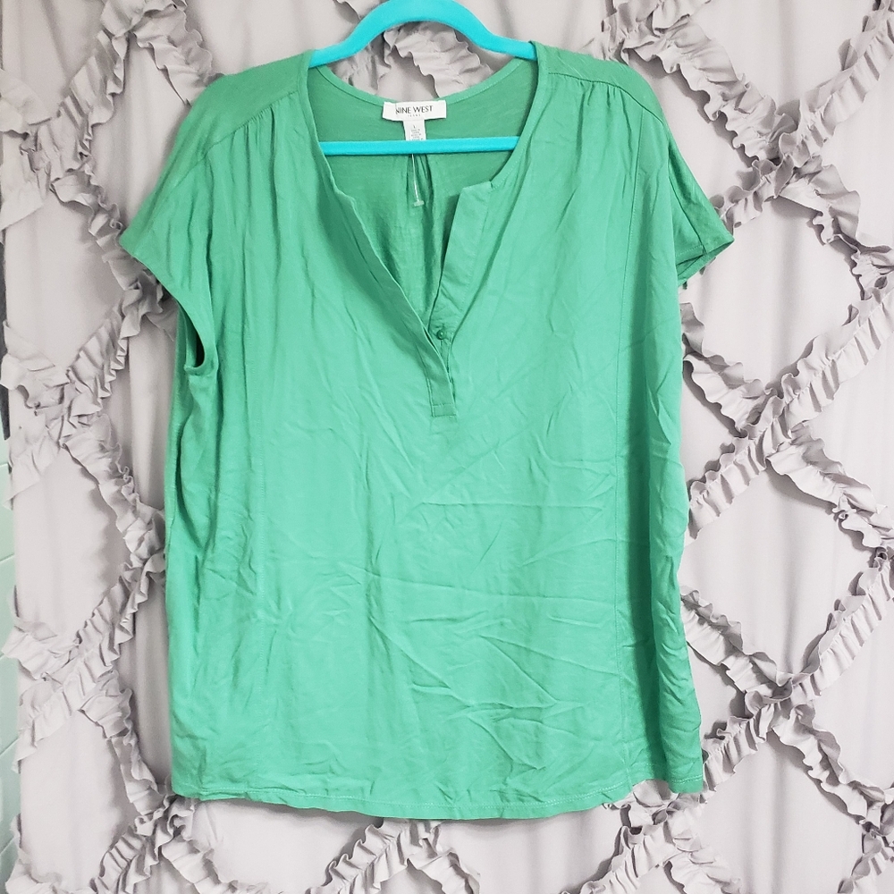 Nine West Green Top in Large